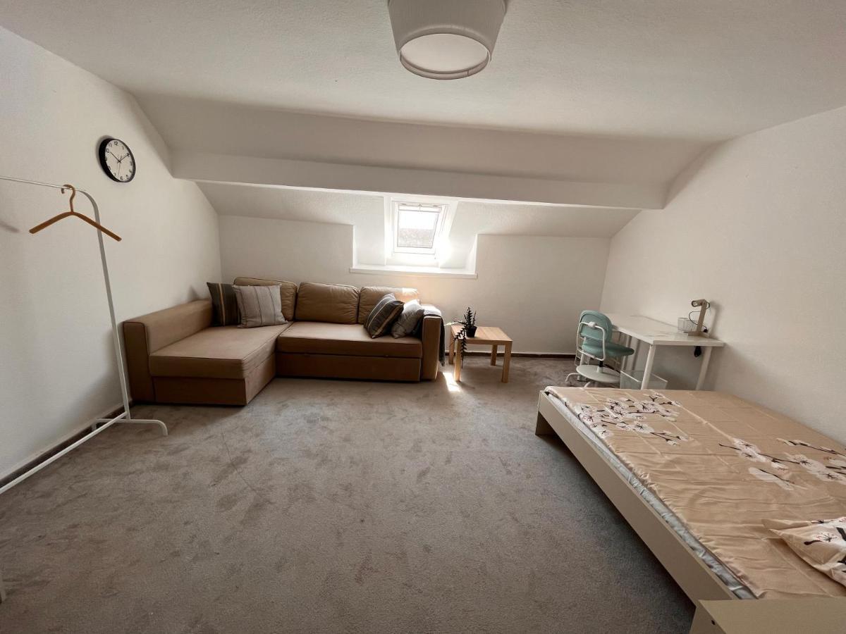 Ein Schoenes Zimmer In Kiel Exterior foto